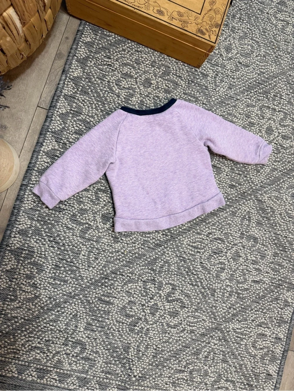 Vince Designer Baby Girl Color Block Sweatshirt Lavender & Grey Size 12 Months